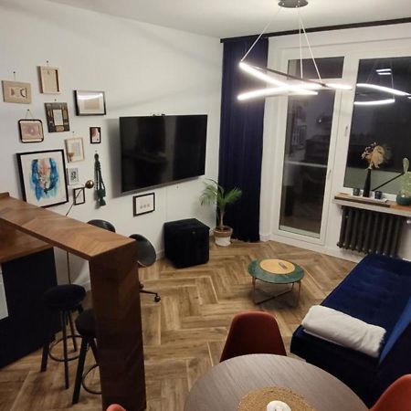 Apartament 3 Pokoje Balkon 50M2 Wyposazone Parking Appartement Wrocław Buitenkant foto