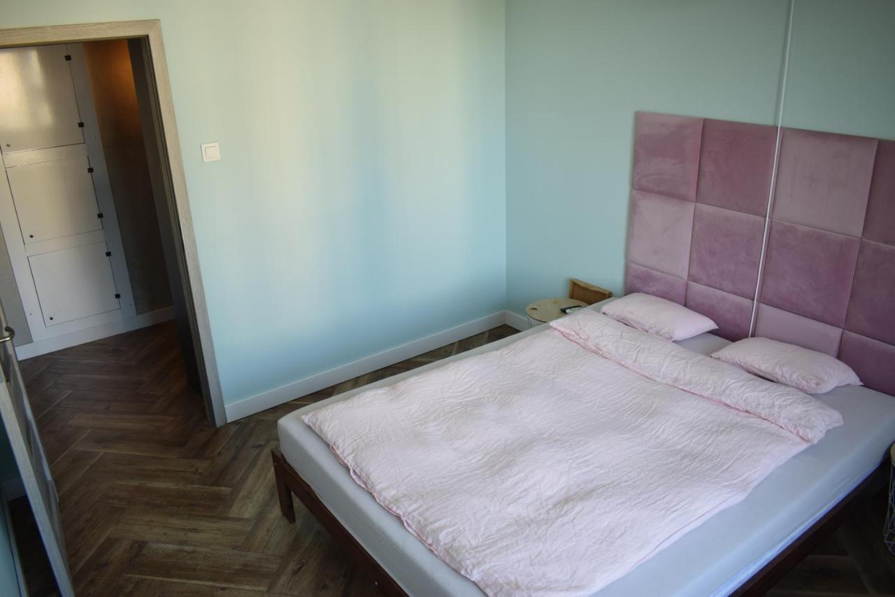 Apartament 3 Pokoje Balkon 50M2 Wyposazone Parking Appartement Wrocław Buitenkant foto